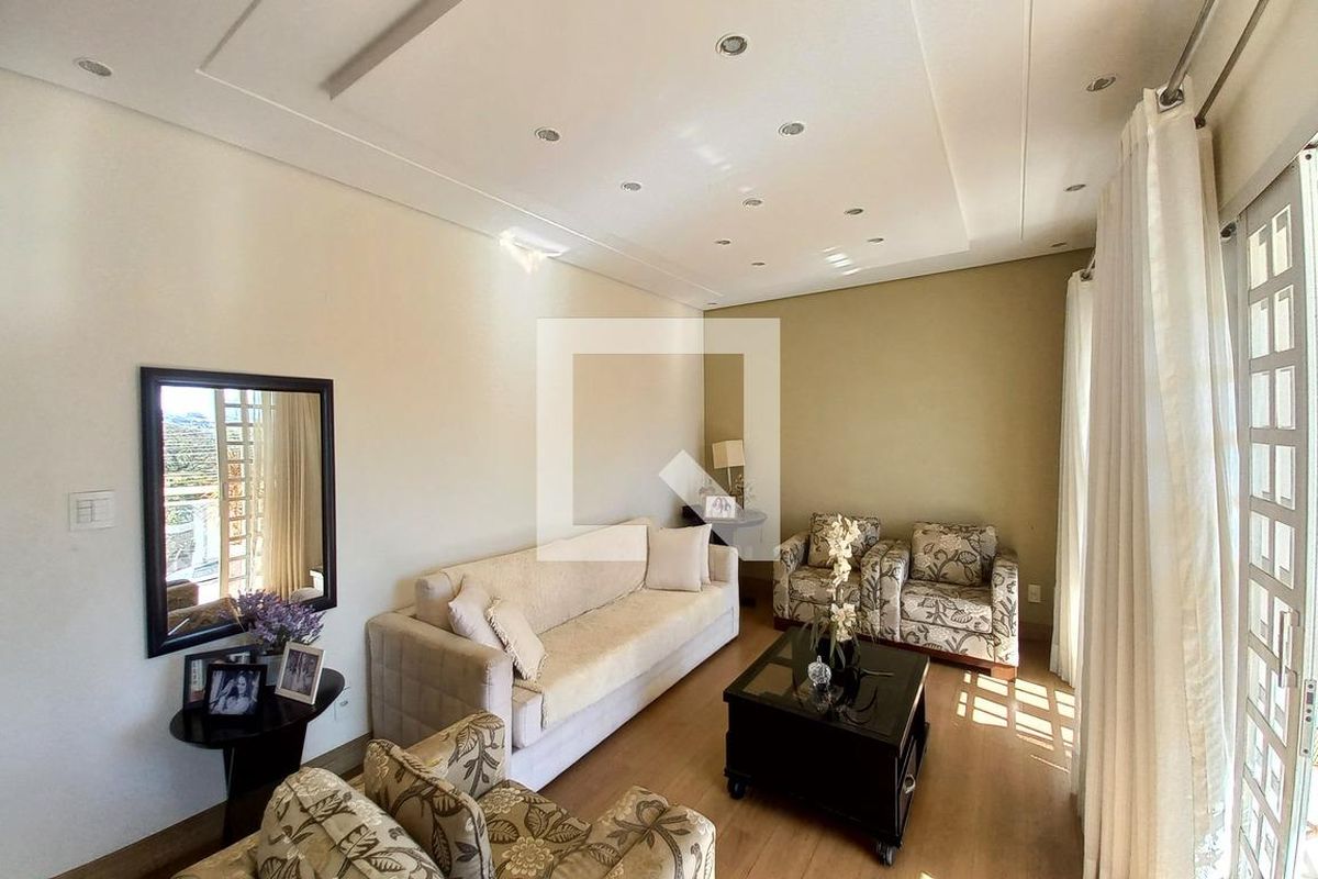 Casa à Venda - Parque Prado, 3 Quartos,  270 m2 em , Campinas - sp | SoloBR