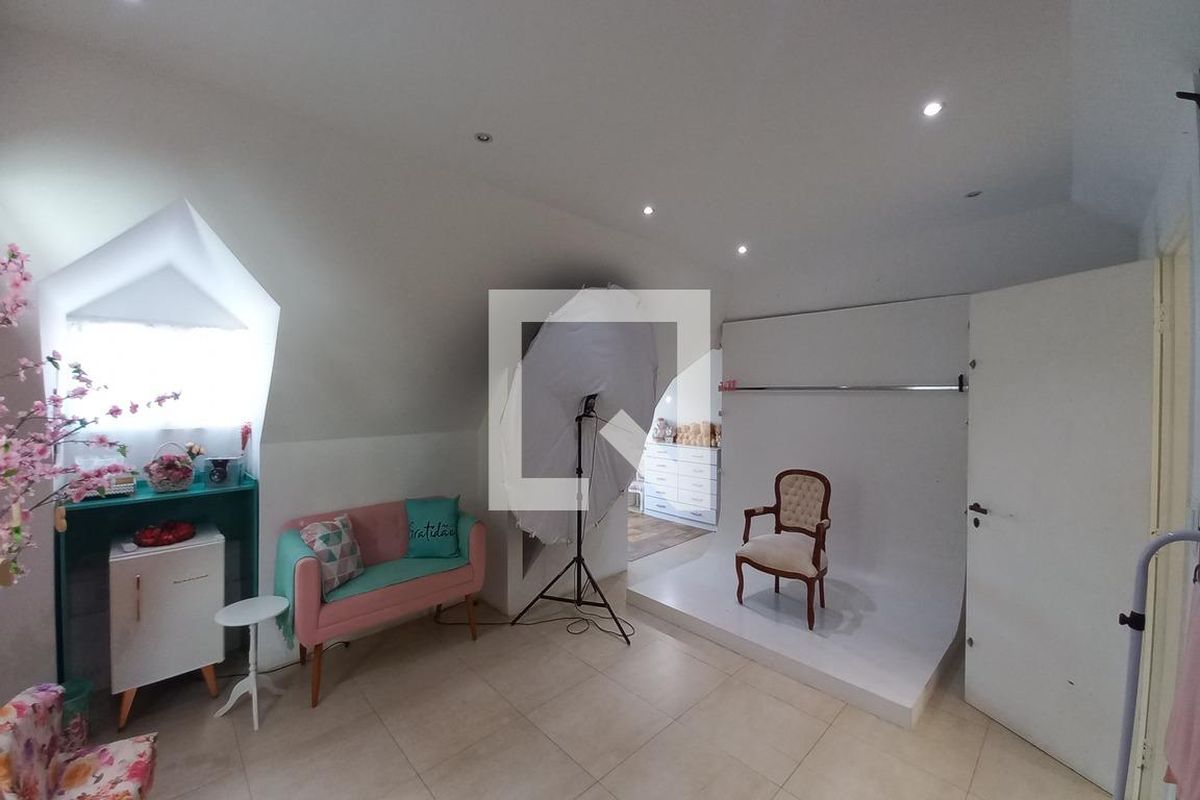 Casa à Venda - Parque Prado, 3 Quartos,  270 m2 em , Campinas - sp | SoloBR