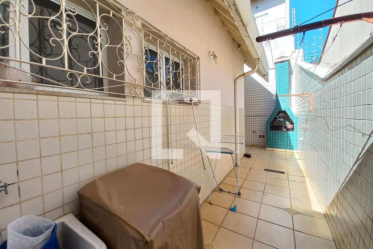 Casa à Venda - Parque Prado, 3 Quartos,  270 m2 em , Campinas - sp | SoloBR