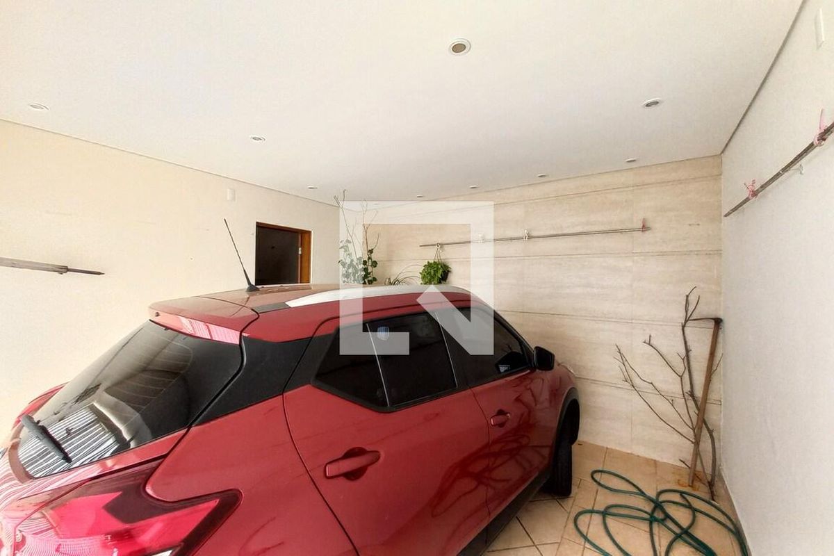 Casa à Venda - Parque Prado, 3 Quartos,  270 m2 em , Campinas - sp | SoloBR