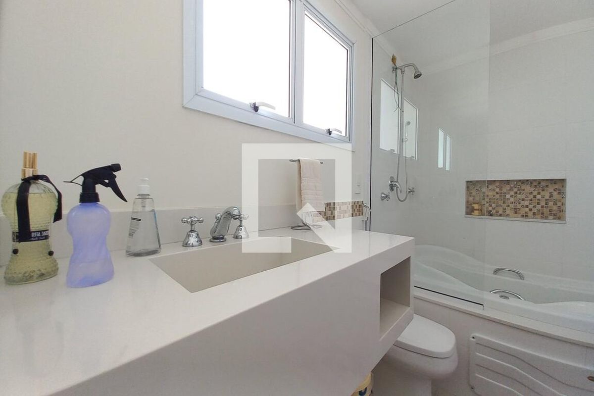 Casa à Venda - Parque Prado, 3 Quartos,  270 m2 em , Campinas - sp | SoloBR