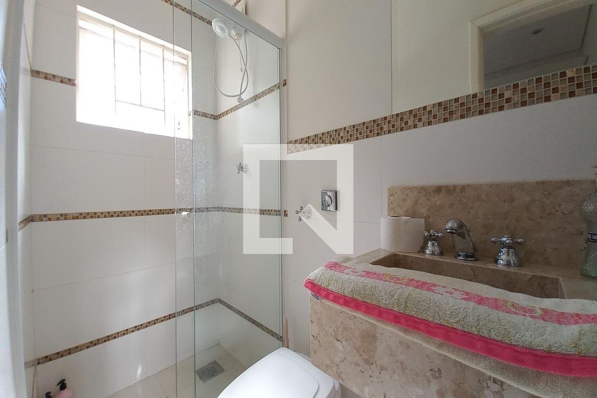 Casa à Venda - Parque Prado, 3 Quartos,  270 m2 em , Campinas - sp | SoloBR