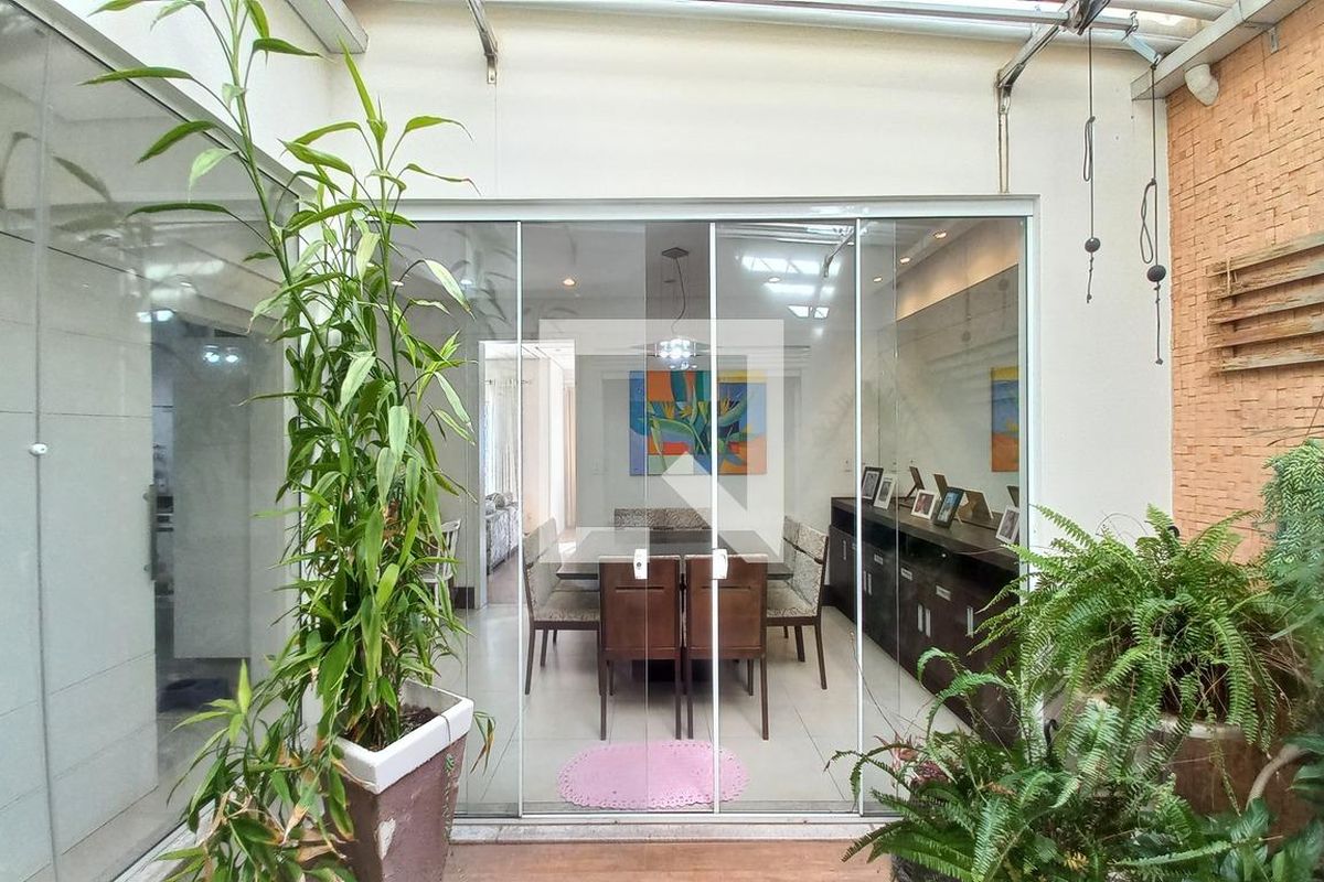 Casa à Venda - Parque Prado, 3 Quartos,  270 m2 em , Campinas - sp | SoloBR