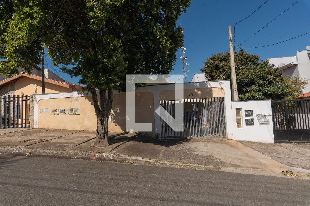 Casa à Venda - Swiss Park, 2 Quartos,  164 m2 em , Campinas - sp | SoloBR