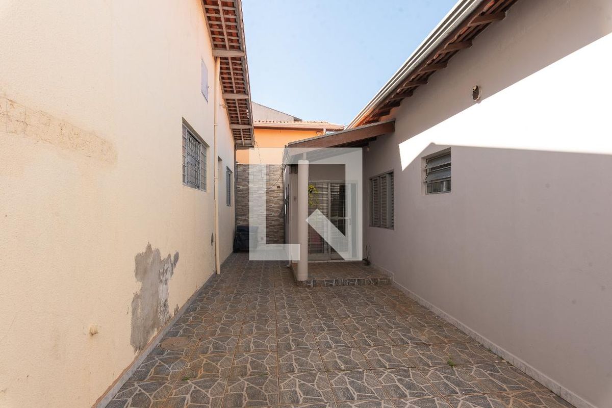 Casa à Venda - Swiss Park, 2 Quartos,  164 m2 em , Campinas - sp | SoloBR