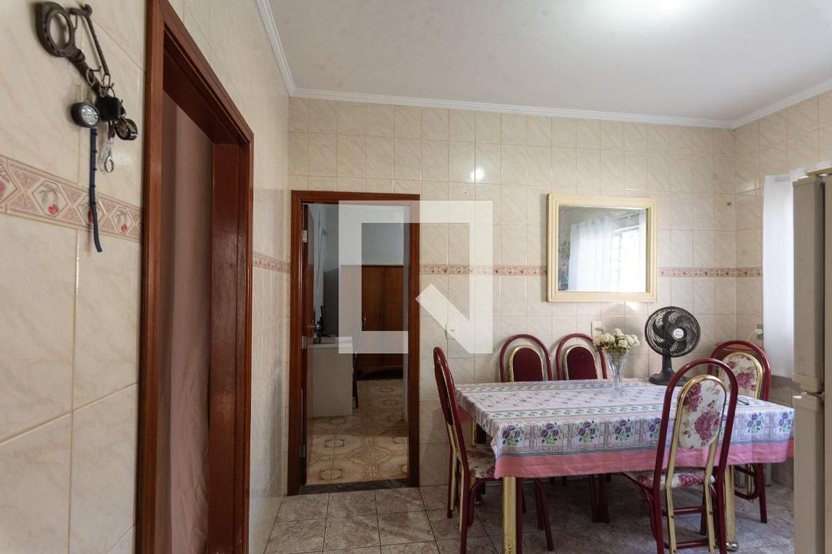 Casa à Venda - Swiss Park, 2 Quartos,  164 m2 em , Campinas - sp | SoloBR