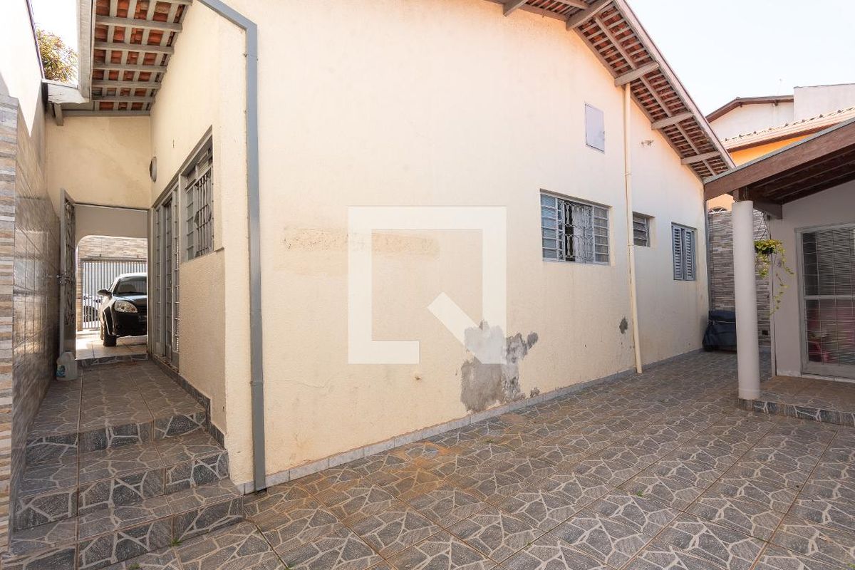 Casa à Venda - Swiss Park, 2 Quartos,  164 m2 em , Campinas - sp | SoloBR