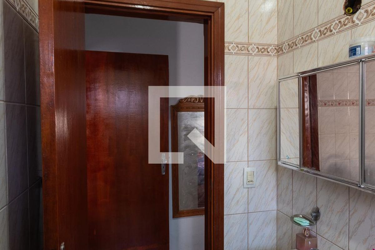 Casa à Venda - Swiss Park, 2 Quartos,  164 m2 em , Campinas - sp | SoloBR