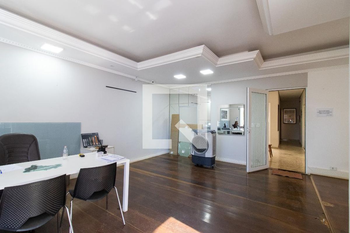 Casa à Venda - Mansões Santo Antônio, 3 Quartos,  293 m2 em , Campinas - sp | SoloBR