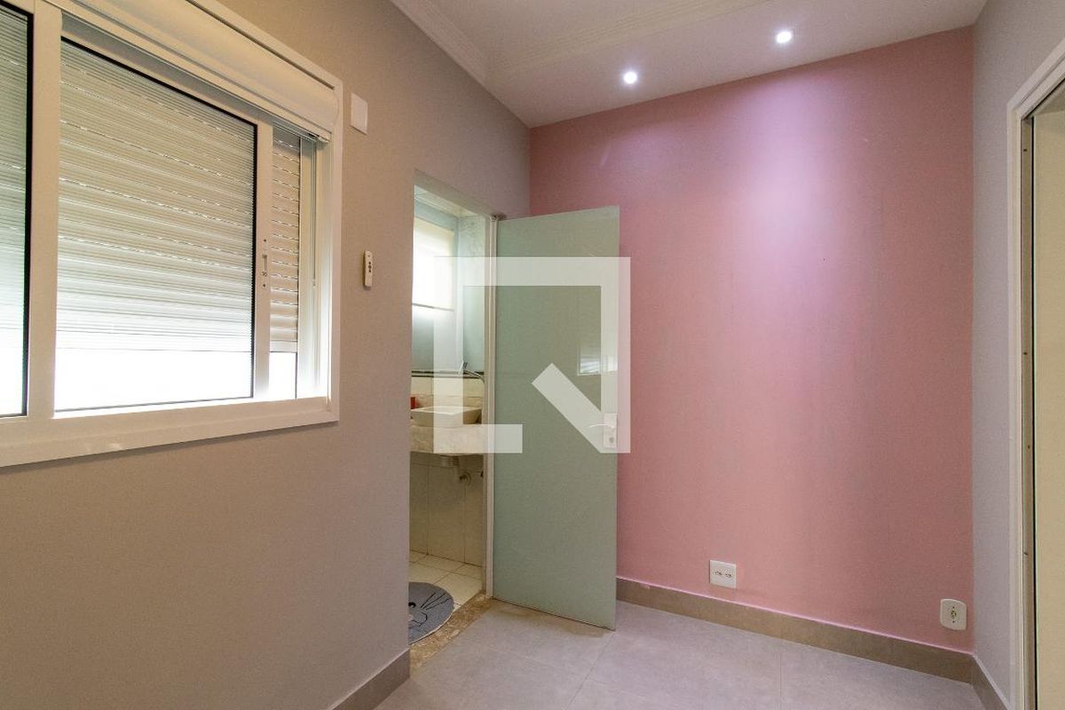 Casa à Venda - Mansões Santo Antônio, 3 Quartos,  293 m2 em , Campinas - sp | SoloBR