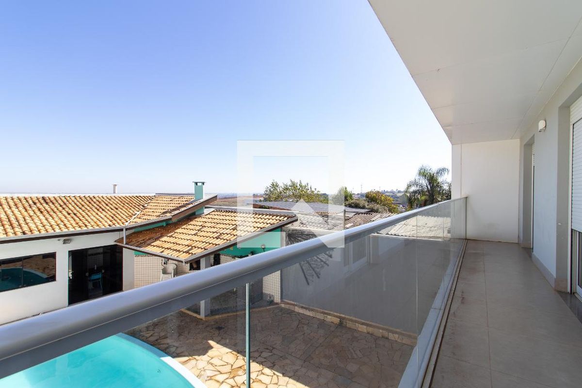 Casa à Venda - Mansões Santo Antônio, 3 Quartos,  293 m2 em , Campinas - sp | SoloBR