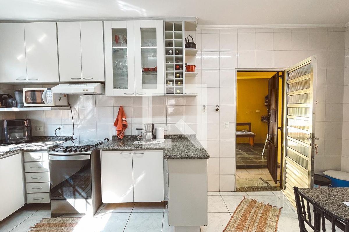 Casa, 3 quartos, 277 m² - Foto 60