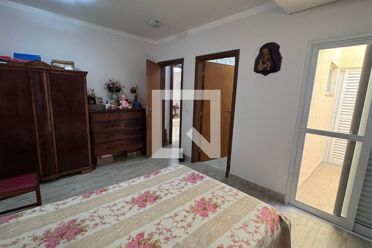 Casa à Venda - Swiss Park, 4 Quartos,  311 m2 em , Campinas - sp | SoloBR