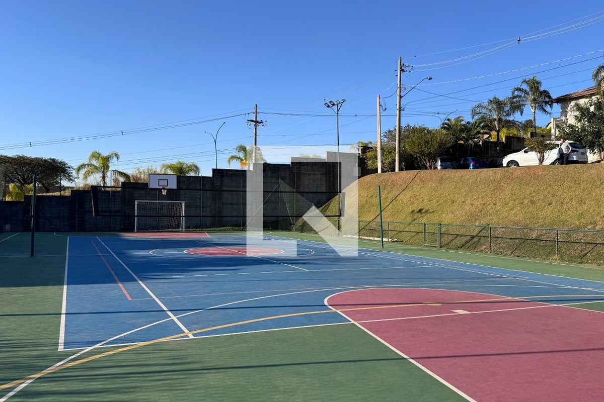 Casa à Venda - Swiss Park, 4 Quartos,  311 m2 em , Campinas - sp | SoloBR