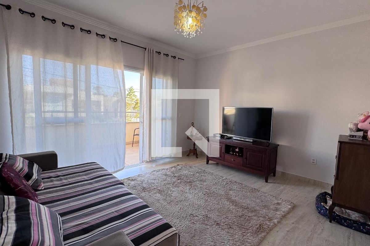 Casa à Venda - Swiss Park, 4 Quartos,  311 m2 em , Campinas - sp | SoloBR