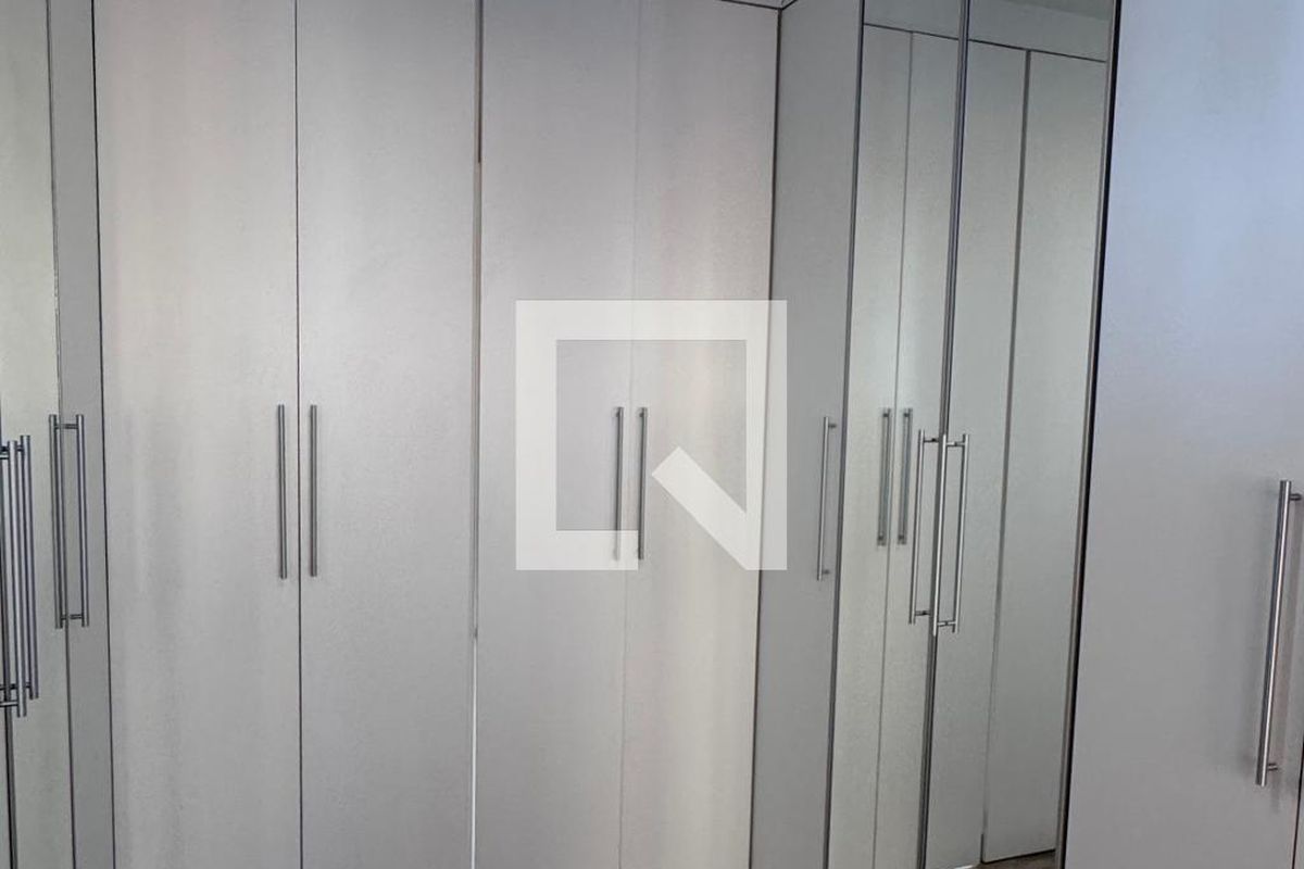 Casa à Venda - Swiss Park, 4 Quartos,  311 m2 em , Campinas - sp | SoloBR