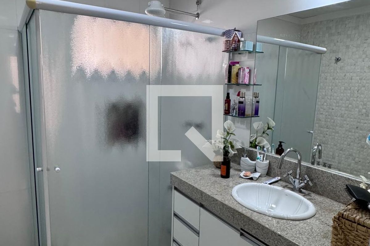 Casa à Venda - Swiss Park, 4 Quartos,  311 m2 em , Campinas - sp | SoloBR