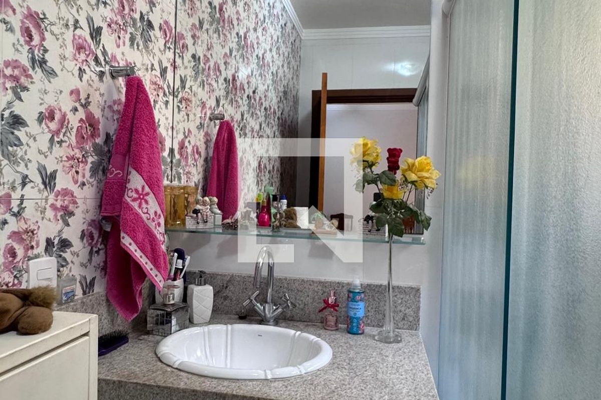 Casa à Venda - Swiss Park, 4 Quartos,  311 m2 em , Campinas - sp | SoloBR
