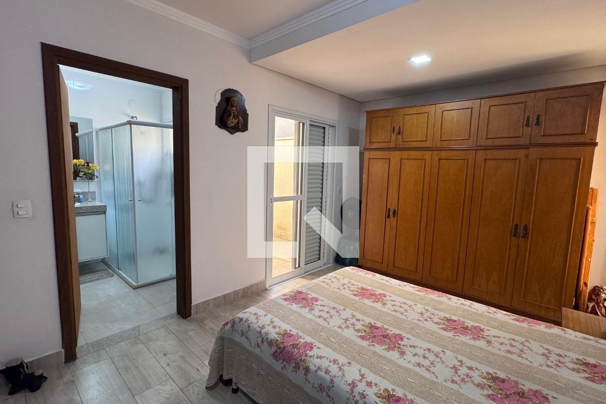 Casa à Venda - Swiss Park, 4 Quartos,  311 m2 em , Campinas - sp | SoloBR