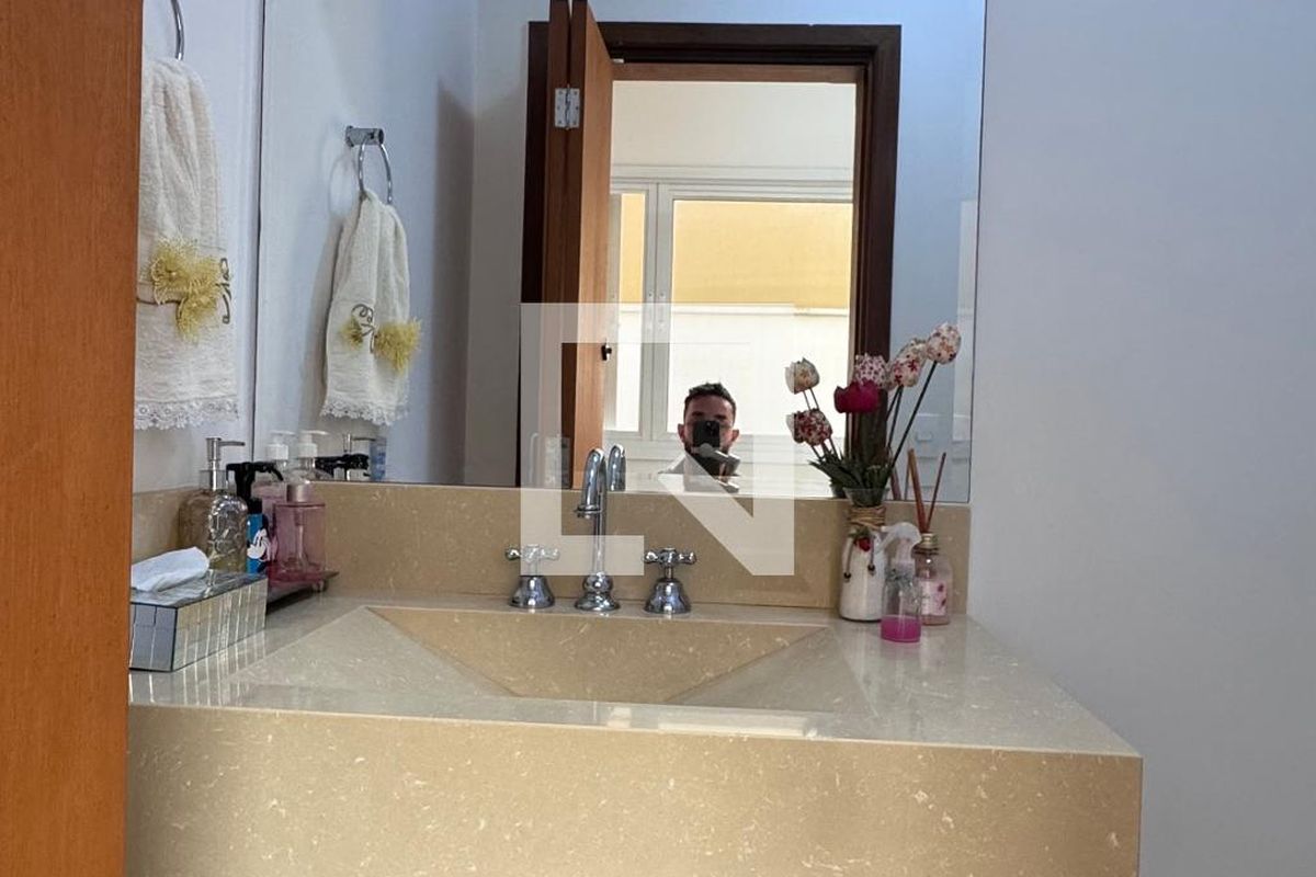 Casa à Venda - Swiss Park, 4 Quartos,  311 m2 em , Campinas - sp | SoloBR
