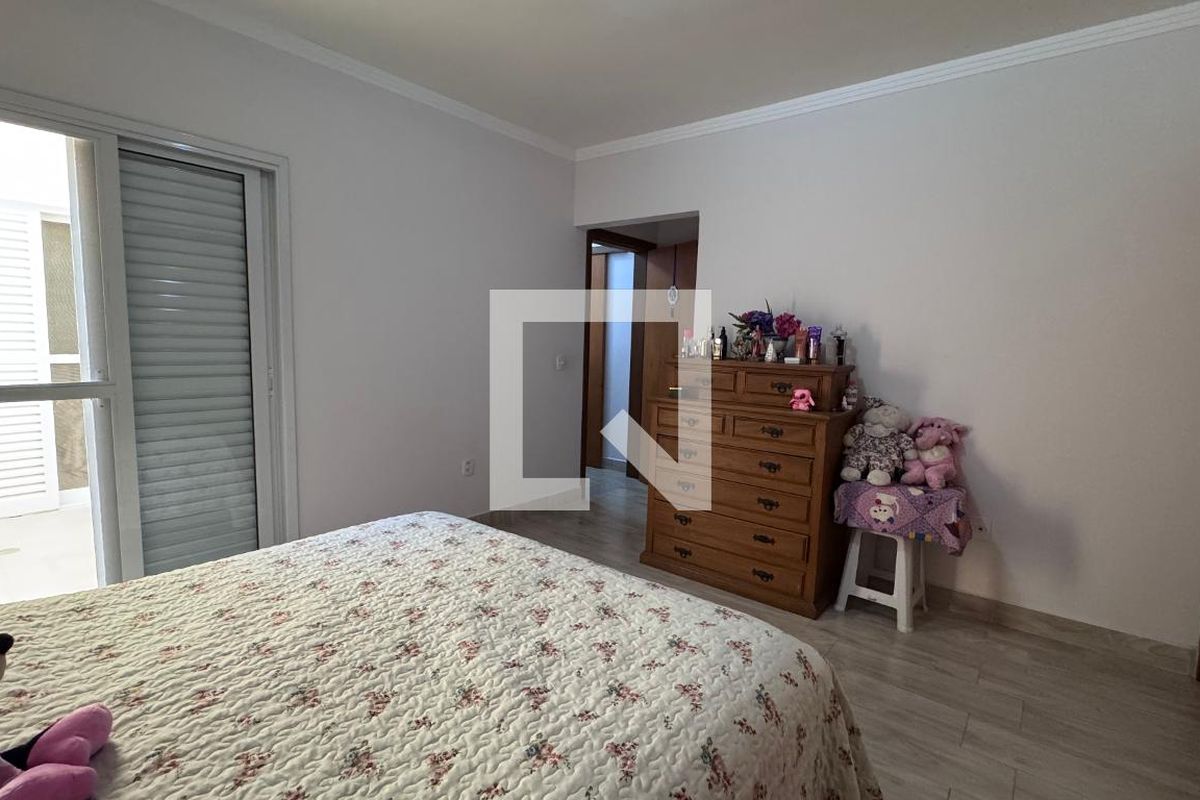 Casa à Venda - Swiss Park, 4 Quartos,  311 m2 em , Campinas - sp | SoloBR