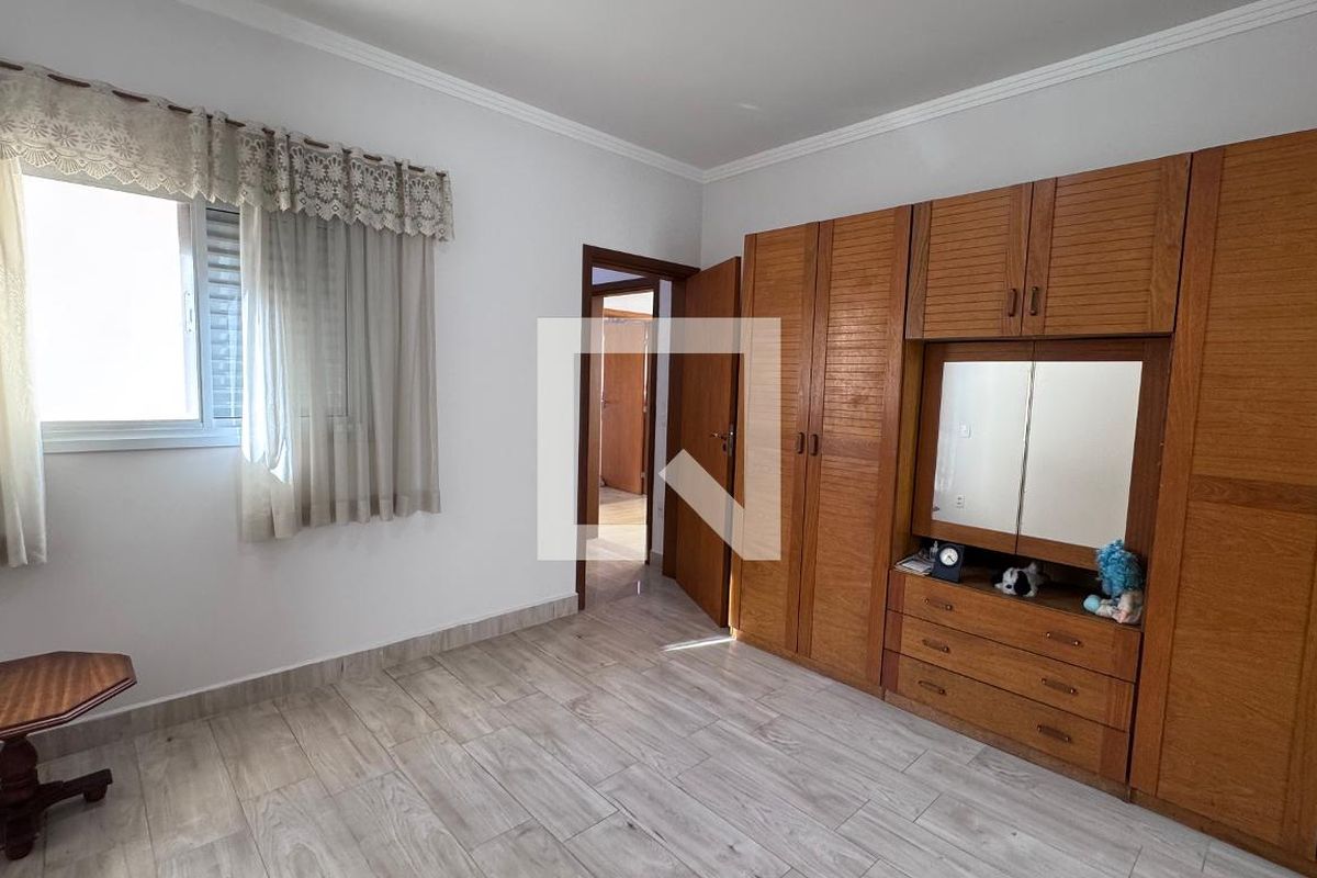 Casa à Venda - Swiss Park, 4 Quartos,  311 m2 em , Campinas - sp | SoloBR