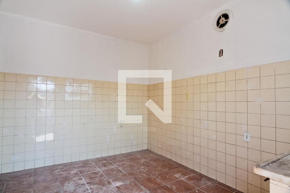 Casa, 1 quarto, 95 m² - Foto 32
