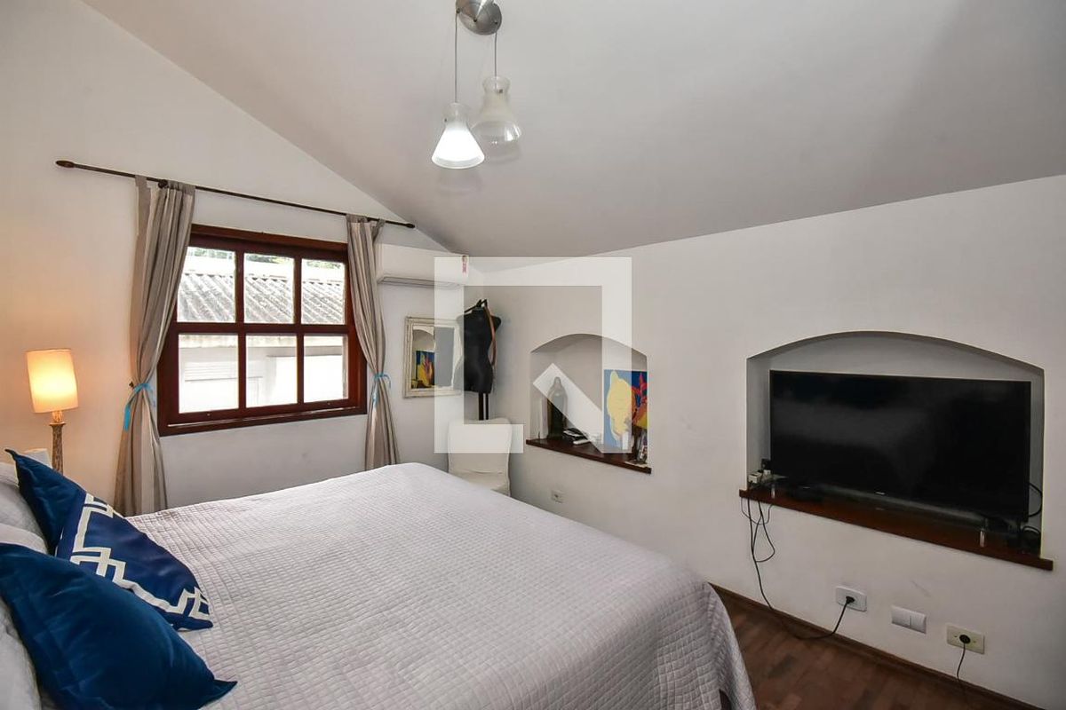 Casa, 4 quartos, 280 m² - Foto 44