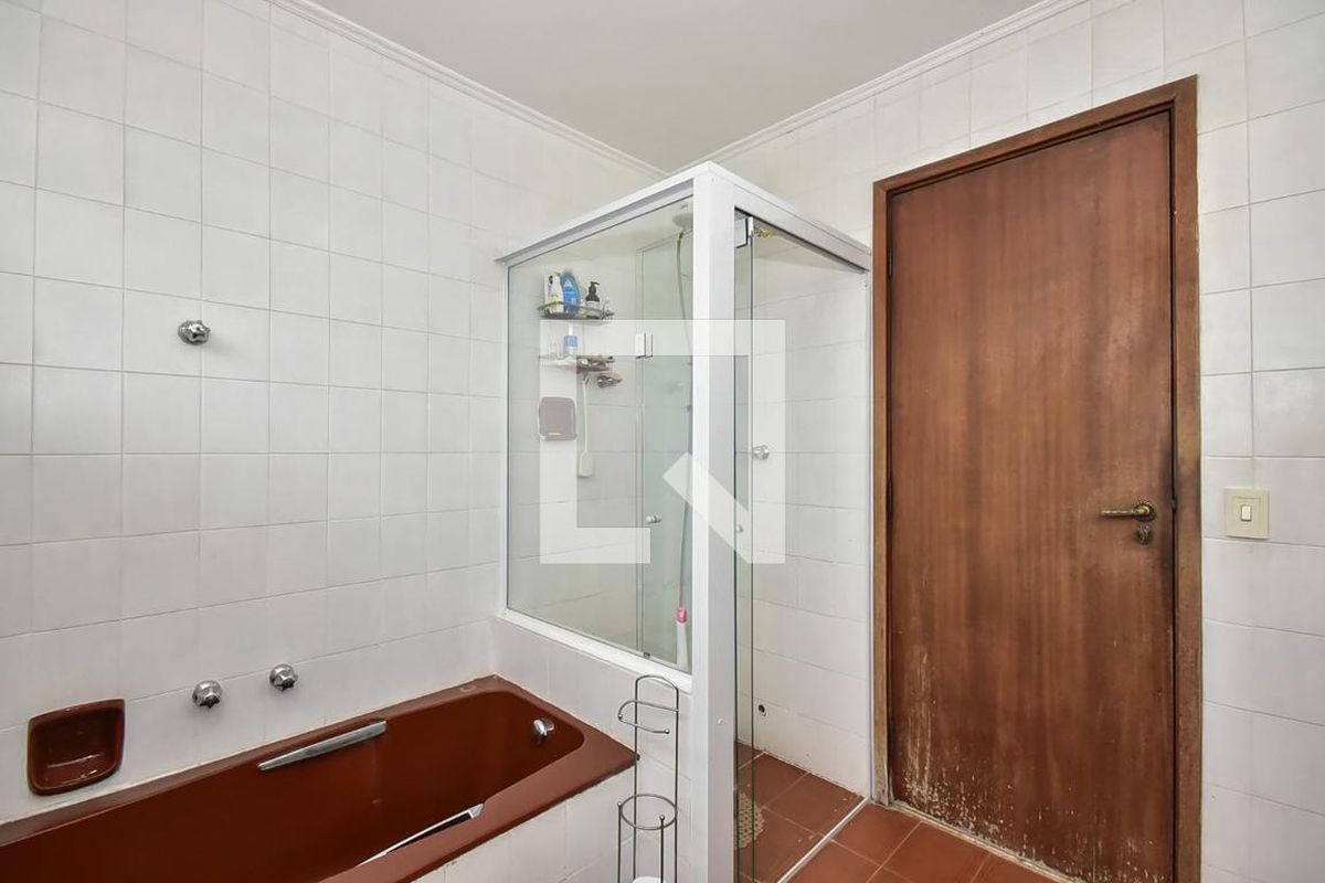 Casa, 4 quartos, 280 m² - Foto 60