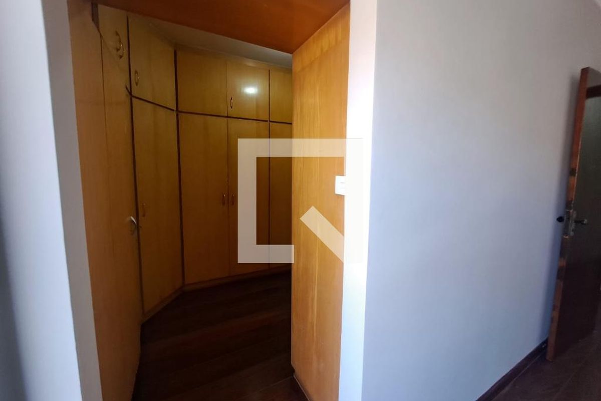 Casa, 6 quartos, 484 m² - Foto 21
