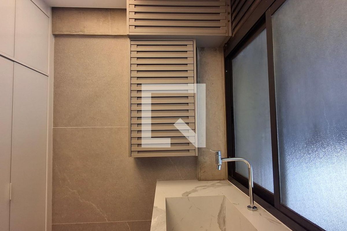 Apartamento à Venda - Cambuí, 1 Quarto,  52 m2 em , Campinas - sp | SoloBR