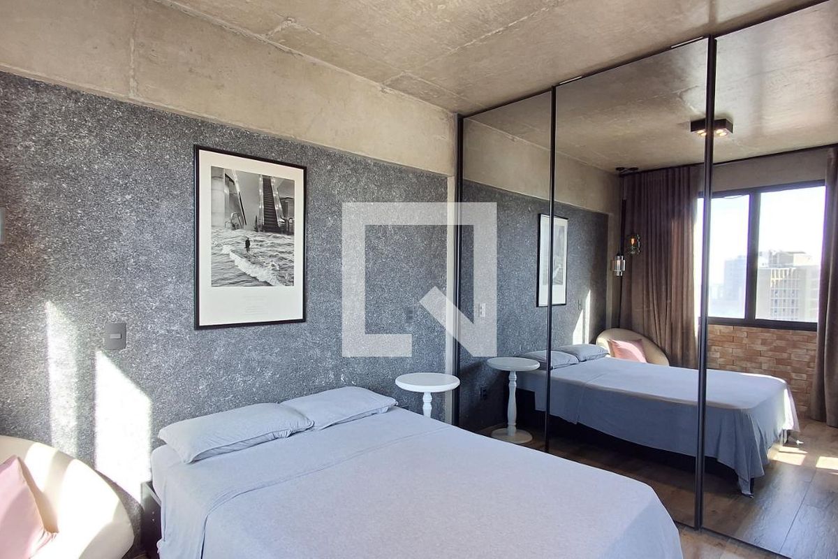 Apartamento à Venda - Cambuí, 1 Quarto,  52 m2 em , Campinas - sp | SoloBR
