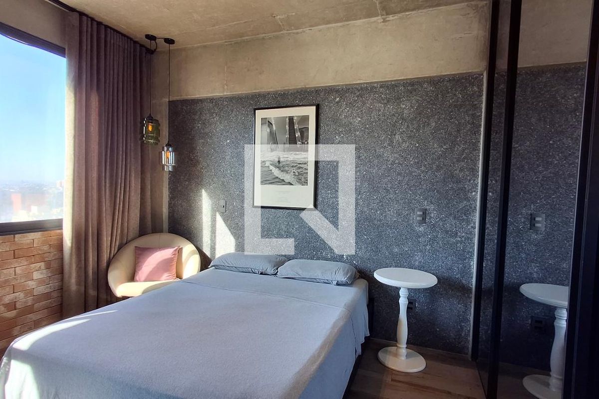 Apartamento à Venda - Cambuí, 1 Quarto,  52 m2 em , Campinas - sp | SoloBR
