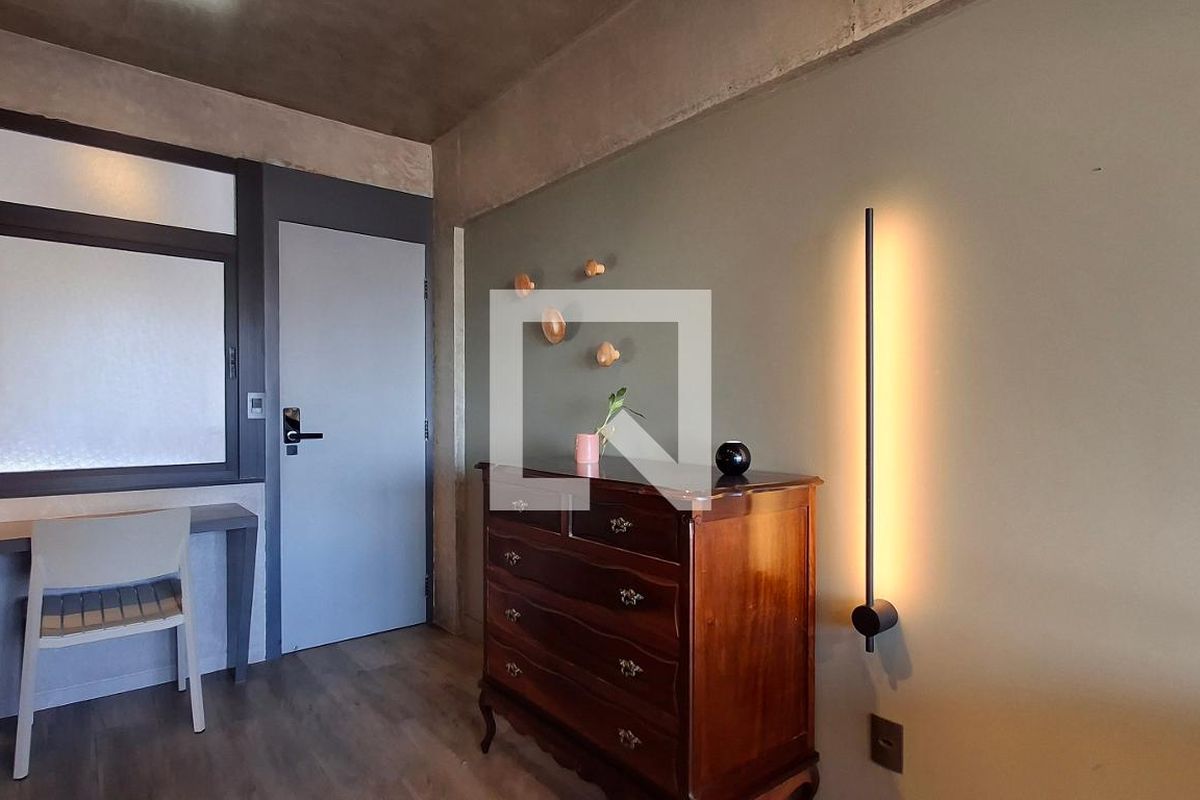 Apartamento à Venda - Cambuí, 1 Quarto,  52 m2 em , Campinas - sp | SoloBR