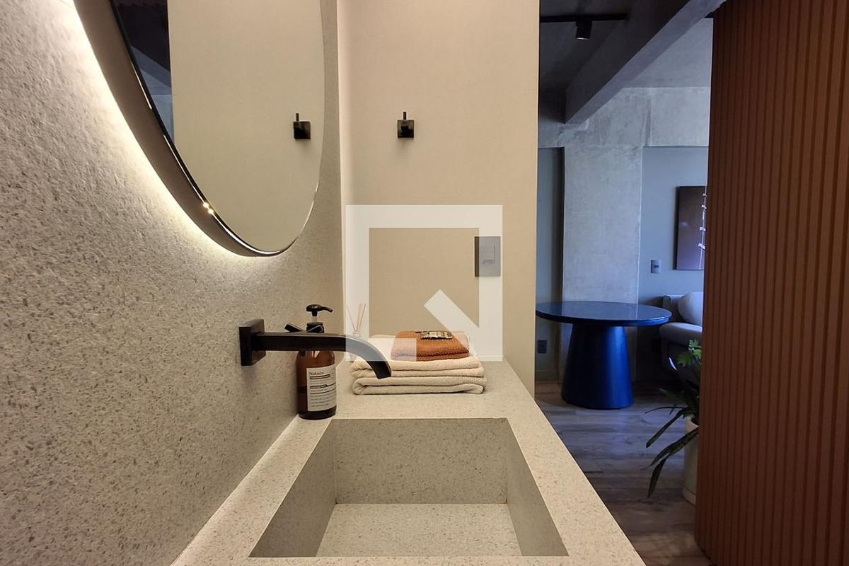 Apartamento à Venda - Cambuí, 1 Quarto,  52 m2 em , Campinas - sp | SoloBR