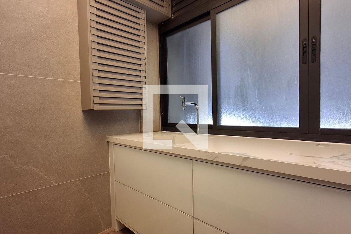 Apartamento à Venda - Cambuí, 1 Quarto,  52 m2 em , Campinas - sp | SoloBR
