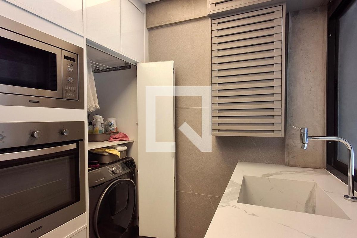 Apartamento à Venda - Cambuí, 1 Quarto,  52 m2 em , Campinas - sp | SoloBR