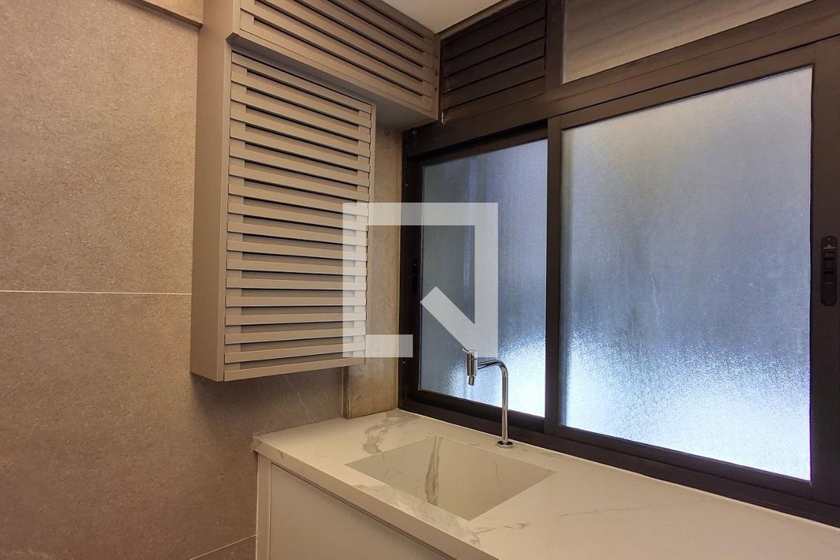Apartamento à Venda - Cambuí, 1 Quarto,  52 m2 em , Campinas - sp | SoloBR