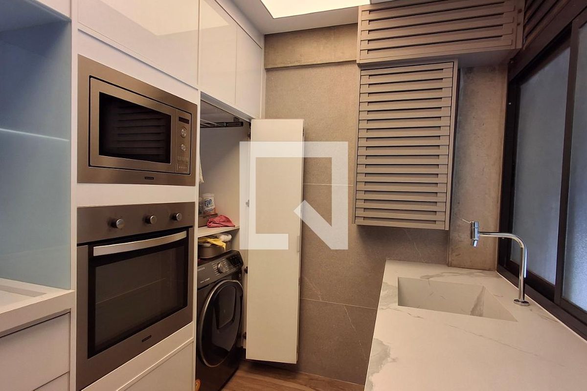 Apartamento à Venda - Cambuí, 1 Quarto,  52 m2 em , Campinas - sp | SoloBR