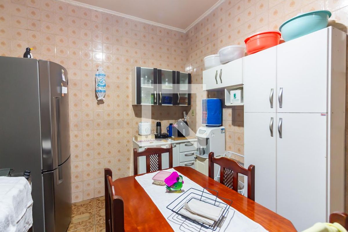 Casa, 4 quartos, 250 m² - Foto 44