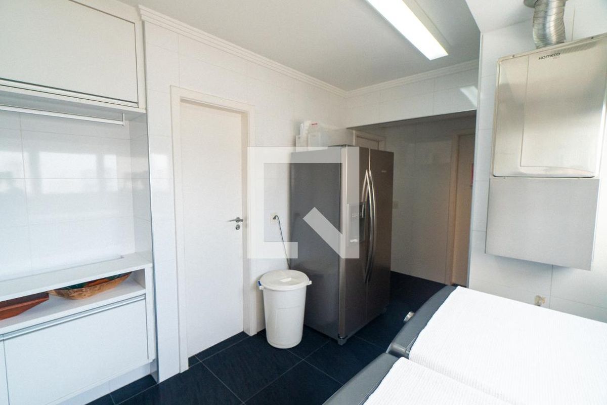 Apartamento, 3 quartos, 205 m² - Foto 31