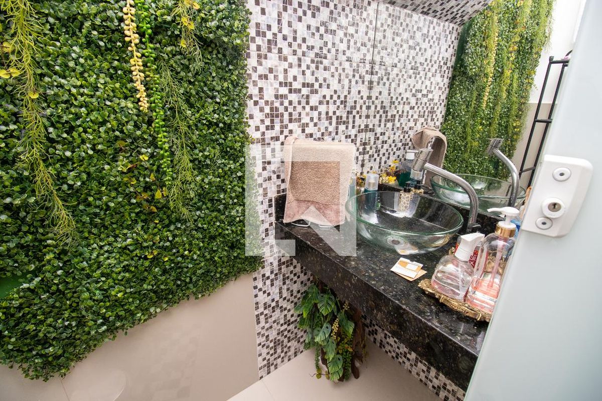 Casa, 3 quartos, 240 m² - Foto 14