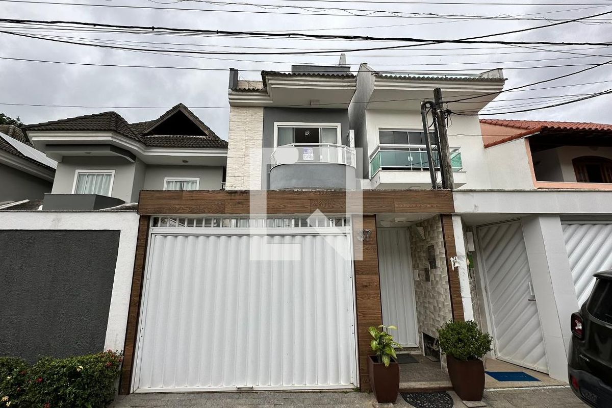 Casa, 3 quartos, 240 m² - Foto 128