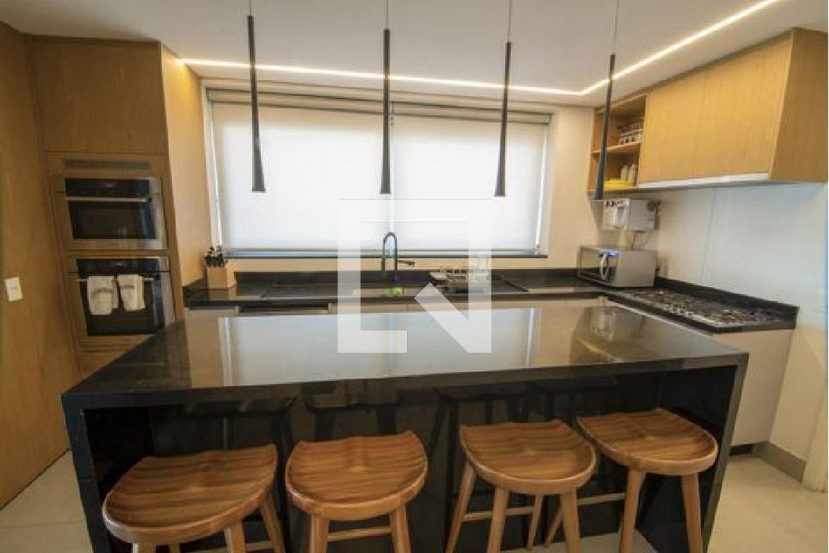 Apartamento, 4 quartos, 335 m² - Foto 82