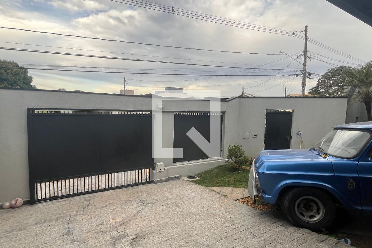 Casa à Venda - Mansões Santo Antônio, 5 Quartos,  1000 m2 em , Campinas - sp | SoloBR