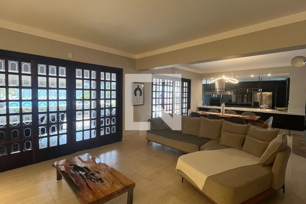 Casa à Venda - Mansões Santo Antônio, 5 Quartos,  1000 m2 em , Campinas - sp | SoloBR