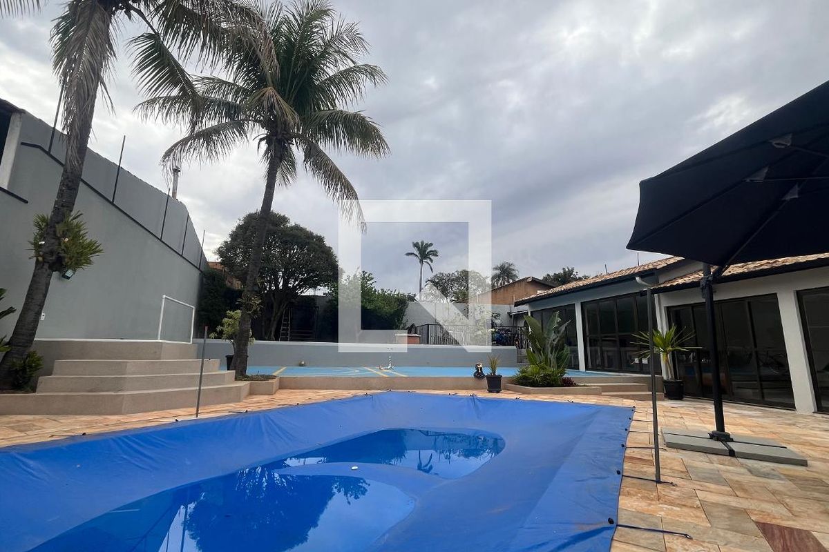 Casa à Venda - Mansões Santo Antônio, 5 Quartos,  1000 m2 em , Campinas - sp | SoloBR