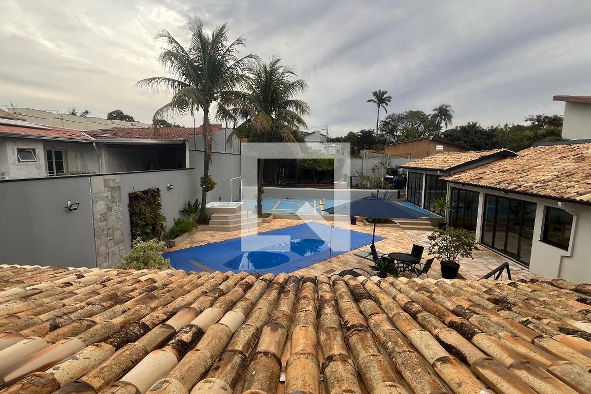 Casa à Venda - Mansões Santo Antônio, 5 Quartos,  1000 m2 em , Campinas - sp | SoloBR