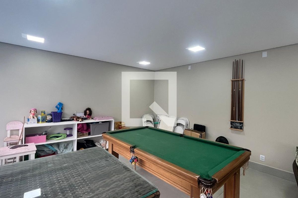 Casa à Venda - Mansões Santo Antônio, 5 Quartos,  1000 m2 em , Campinas - sp | SoloBR