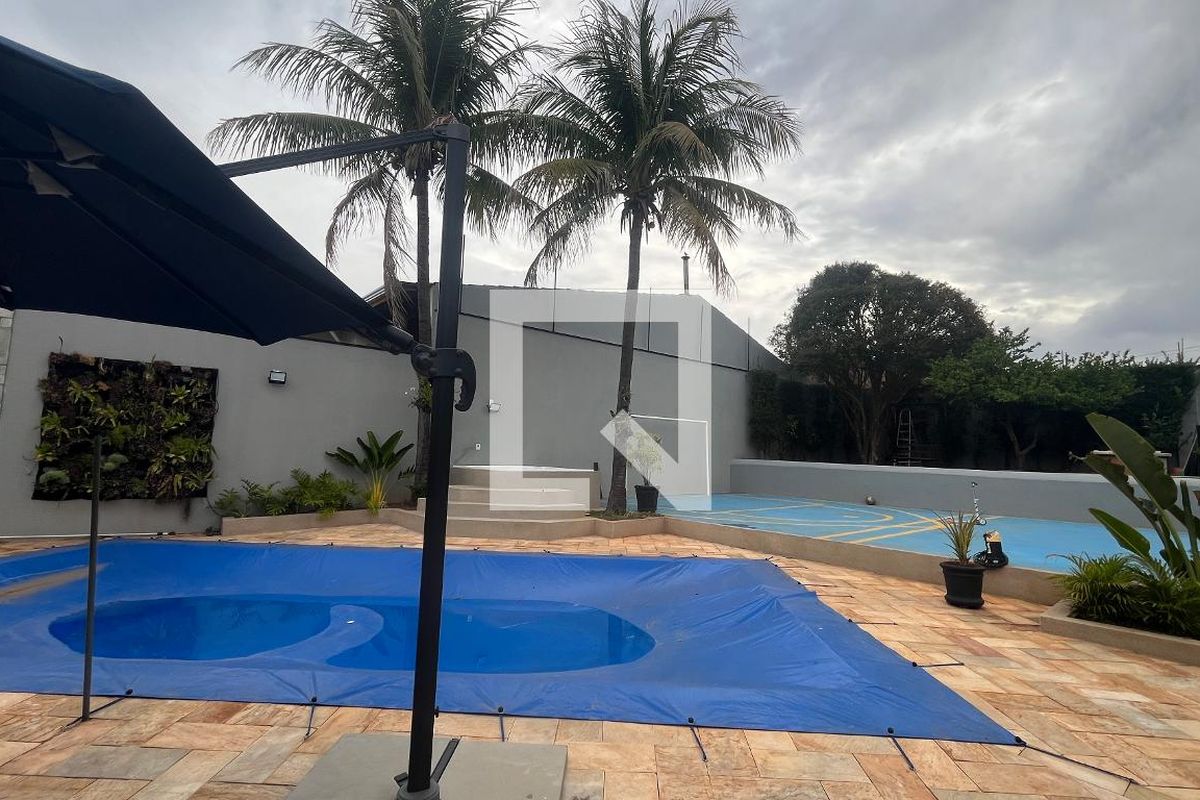 Casa à Venda - Mansões Santo Antônio, 5 Quartos,  1000 m2 em , Campinas - sp | SoloBR